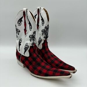 El General Vaquero Long Snip Toe Red and White Buffalo Plaid Cowboy Boots
